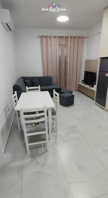 Tirane, jepet me qera apartament 1+1 Kati 1, 61 m² 400 € (Rruga Dalip Topi)