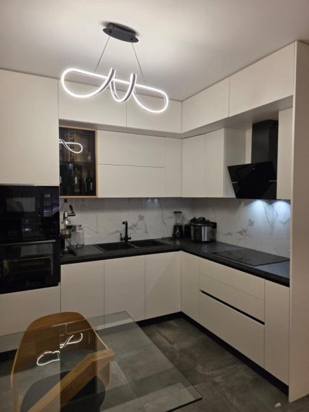 Tirane, shitet apartament 2+1 Kati 1, 115 m² 452.000 € (KOMUNA E PARISIT)