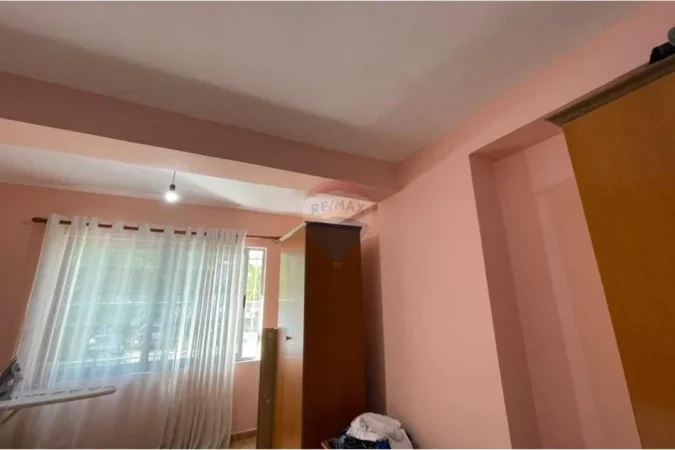 Tirane, shitet apartament 1+1 Kati 1, 103 m² 110.000 € (Rruga e Thesarit, Tiranë (ID: 530551001-229)