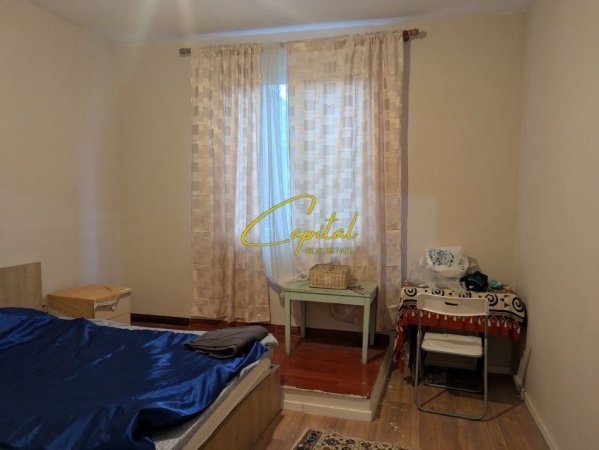 Tirane, jepet me qera apartament 2+1 Kati 2, 70 m² 500 € (XHAMLLIKU)