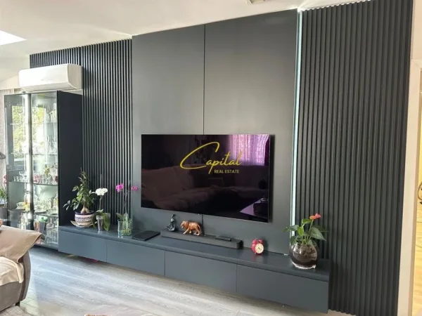 Tirane, shitet apartament 3+1 Kati 5, 170 m² 220.000 € (FRESKU)