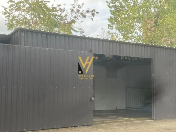 Tirane, jepet me qera magazine Kati 0, 1.060 m² 800 € (RRUGA 5 MAJI)