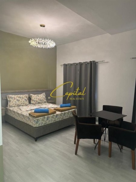 Tirane, jepet me qera garsonier 1+1 Kati 1, 40 m² 500 € (BULEVARDI ZOGU I)