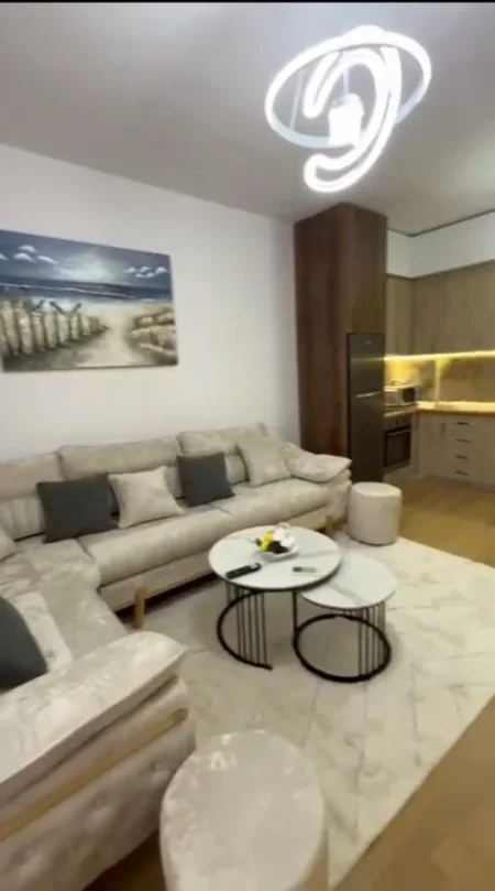 Shitet Apartament 2+1+2 ne Astir, pranë Bar Oslo,  155.000 €uro