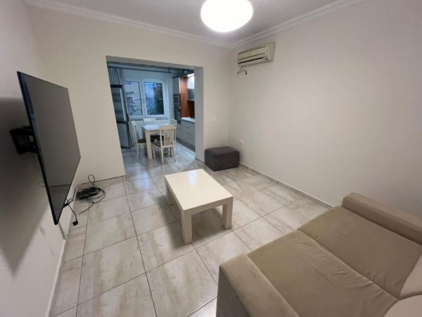 Tirane, shitet apartament 2+1 Kati 2, 71 m² 200.000 € (Rruga e Elbasanit.)