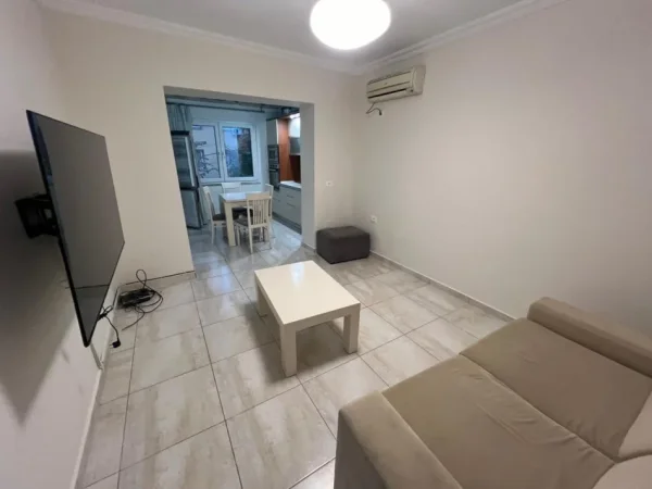 Tirane, shitet apartament 2+1 Kati 2, 71 m² 200.000 € (Rruga e Elbasanit.)