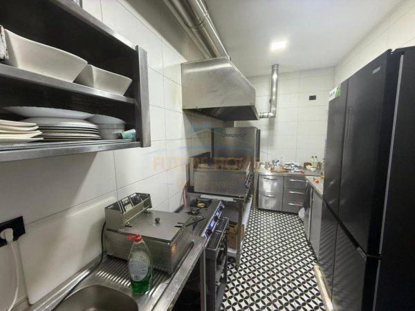 Pogradec, shitet bar-resorant Kati 0, 79 m² 210.000 € 