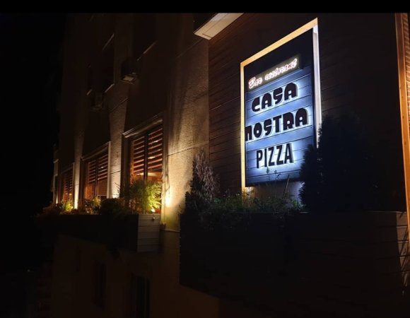 Sarande, jepet me qera bar-resorant , 350 m² 1.500 € (Rruga Gjergj Araniti)