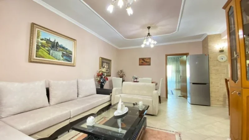 Tirane, jap me qera apartament 2+1 Kati 7, 101 m² 750 €