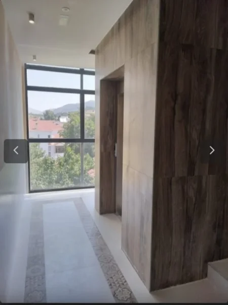 Korce, Shitet apartament 1+1 Kati 3, (Rruga Jovan Çiço Kosturi)