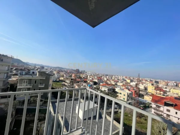 Tirane, shes 2+1 Kati 3, 80 m² 125.000 € 