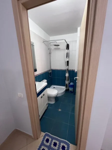 Tirane, jepet me qera apartament 2+1+Ballkon Kati 3, 100 m² 700 € (Kopeshti Botanik , te xhamia)