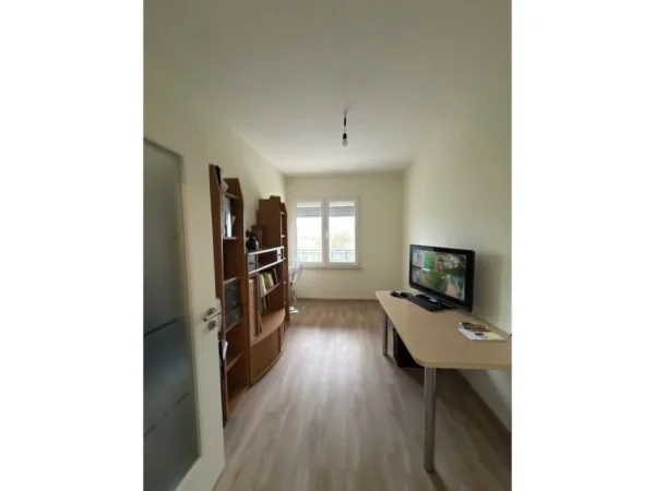 Shitet, Vile 2-Kateshe, Preze, Tirane. 280,000 €