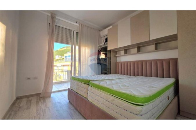 Vlore - Lungomare, shitet 2+1 , 117 m² 230.000 € (Rruga Dhimitër Konomi, Vlorë)