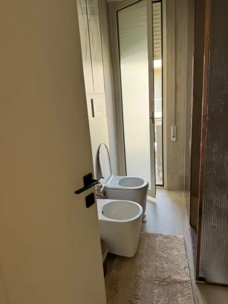 Tirane, shes apartament 3+1+Aneks+Ballkon Kati 3, 194 m² 600.000 € (Rezidenca Sona)