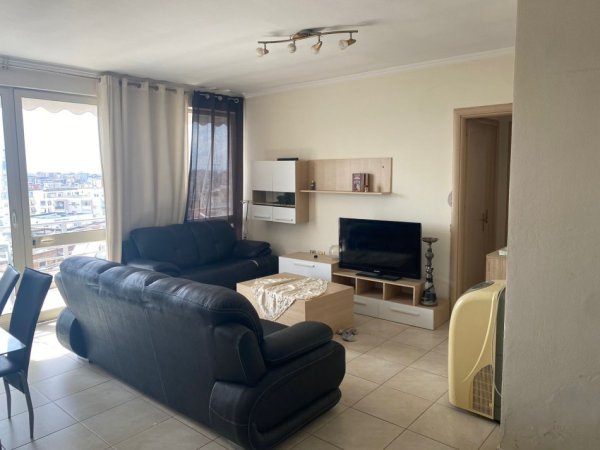 Tirane, jepet me qera apartament 2+1+Ballkon Kati 6, 90 m² 500 € 