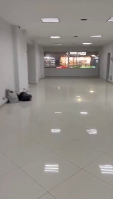 Tirane, jepet me qera zyre Kati 1, 160 m² 2.000 € (ASTIR)