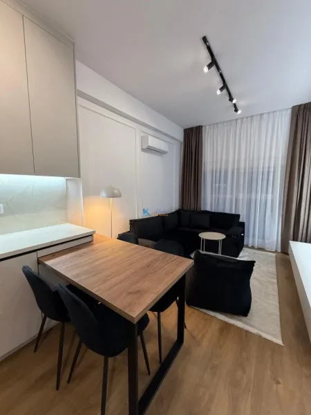 Tirane, jap me qera apartament 1+1+Ballkon Kati 5, 50 m² 550 € (Kompleksi Kadiu ne Ali Dem)