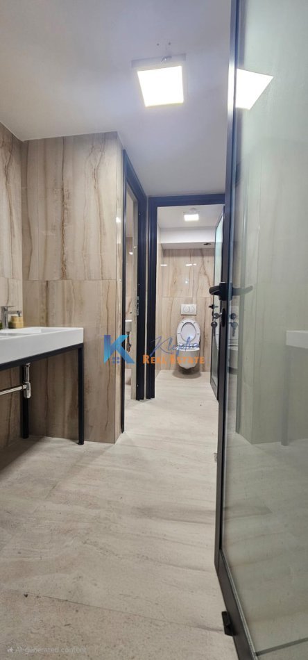 Tirane, jap me qera ambjent biznesi Kati -1, 200 m² 3.900 € (Bllok, prane farmaci Blloku)