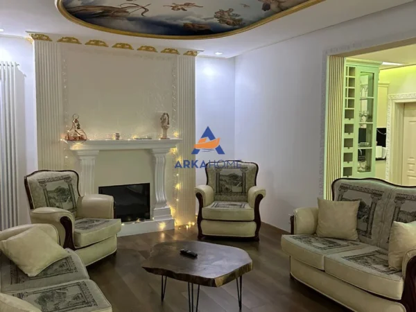 Tirane, jepet me qera 3 Katshe Kati 3, 1.000 m² 8.000 € 