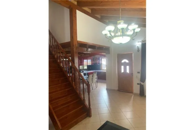 Vlore, shitet Vile 4+1 , 500 m² 329.000 € (Lagjen Lirimi – Vlorë)