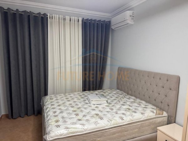 Tirane, jepet me qera apartament 2+1 Kati 7, 90 m² 800 € (Rruga e Kavajes)