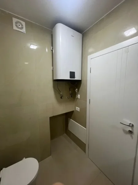 Tirane, jepet me qera apartament 1+1+Aneks+Ballkon Kati 0, 50 m² 600 € (Rr,Abdyl Frasheri)