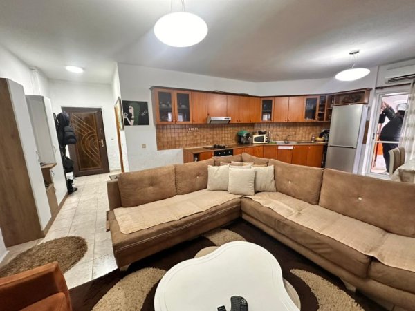 Tirane, shitet apartament 2+1 Kati 10, 91 m² 160.000 € (Don Bosko)