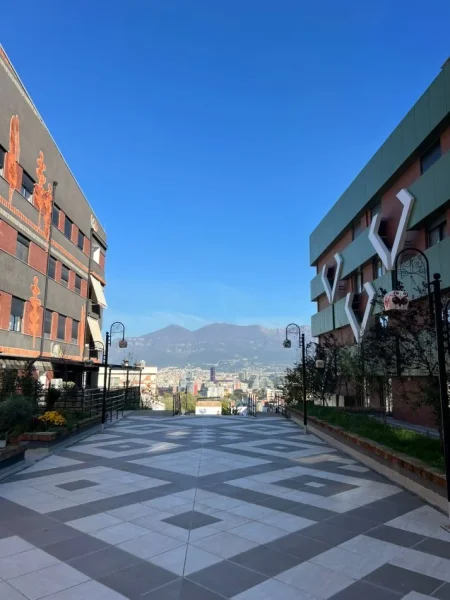 Tirane, shitet apartament 1+1+Ballkon Kati 2, 70 m² 116.000 € (Kodra e Diellit)