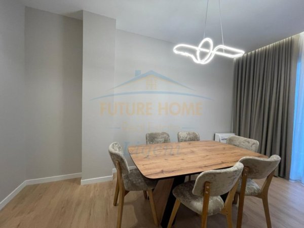 Tirane, jepet me qera apartament 3+1+Aneks+Ballkon Kati 1, 155 m² 2.100 € (Kompleksi Green Valley)