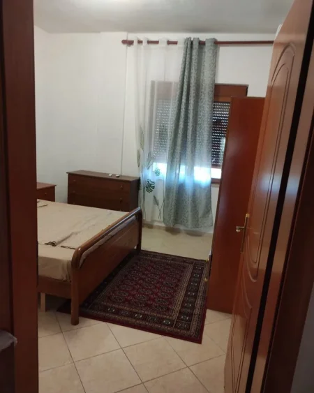 Tirane, jepet me qera apartament 2+1 Kati 3, 90 m² 580 € (SIRI KODRA)