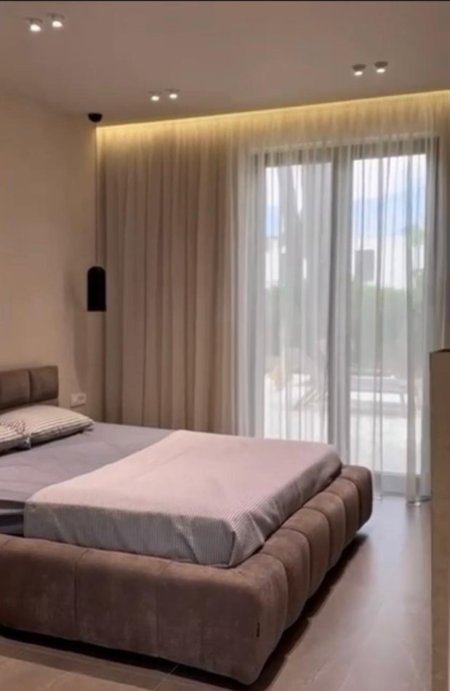 Durres, shitet Vile 5+1+Aneks Kati 0, 241 m² 1.400.000 € (gjiri lalezit)