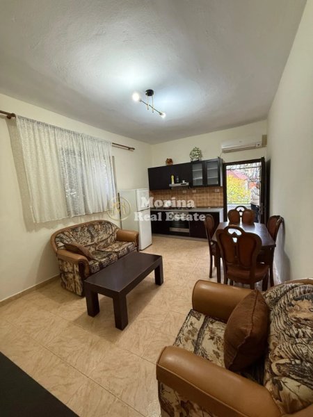 Tirane, jepet me qera shtepi 1+1 Kati 2, 62 m² 350 € (Harry Fultz)