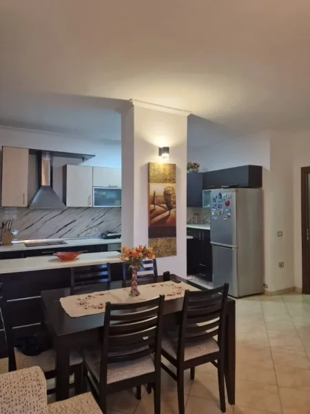 Tirane, shitet apartament 3+1 , 130 m² 260.000 € (RRUGA E KAVAJES PRANE [SUPERMARKET JOENA])
