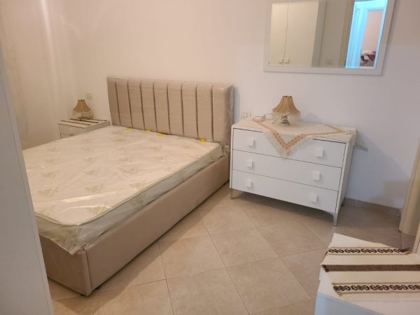 Tirane, shitet apartament 2+1+Ballkon Kati 6, 107 m² 155.000 € (Yzberisht)