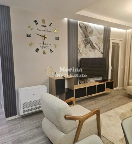 Tirane, jepet me qera apartament 2+1 Kati 6, 91 m² 700 € (Sheshi Shqiponja)