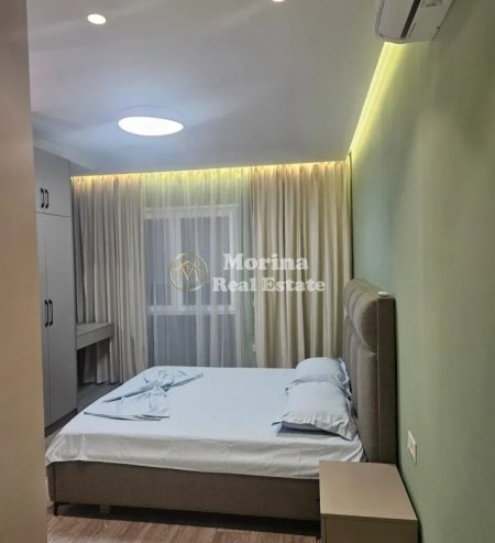 Tirane, jepet me qera apartament 2+1 Kati 6, 91 m² 700 € (Sheshi Shqiponja)