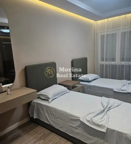 Tirane, jepet me qera apartament 2+1 Kati 6, 91 m² 700 € (Sheshi Shqiponja)