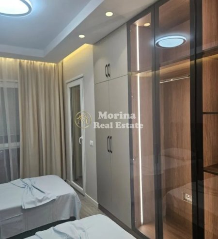 Tirane, jepet me qera apartament 2+1 Kati 6, 91 m² 700 € (Sheshi Shqiponja)