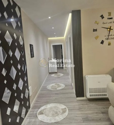 Tirane, jepet me qera apartament 2+1 Kati 6, 91 m² 700 € (Sheshi Shqiponja)