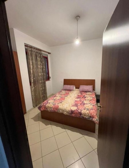 Tirane, jepet me qera apartament 1+1+Ballkon Kati 6, 65 m² 370 € 