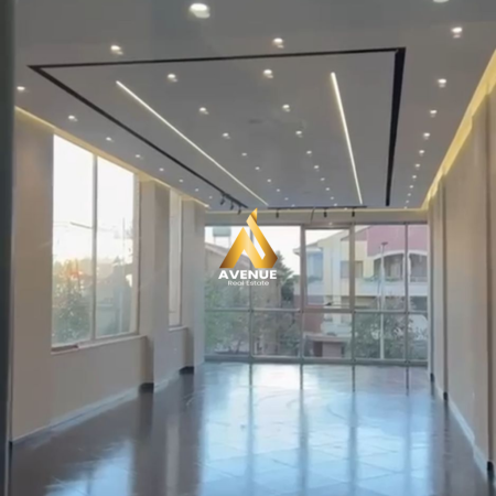 Tirane, jepet me qera ambjent biznesi Kati 2, 75 m² 700 € (bulevardi blu)