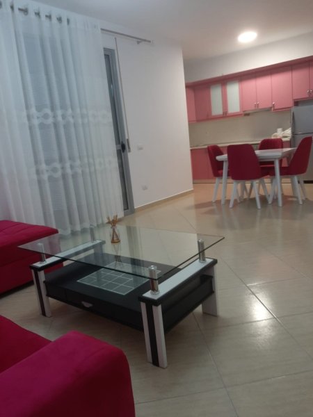 Vlore - Lungomare, jepet me qera apartament 1+1 Kati 1, 75 m² 430 € (Rruga Murat Terbaci, Tek Bar Hannover)