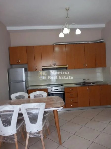 Tirane, jepet me qera apartament 2+1 Kati 5, 80 m² 600 € (Kompleksi Delijorgji)