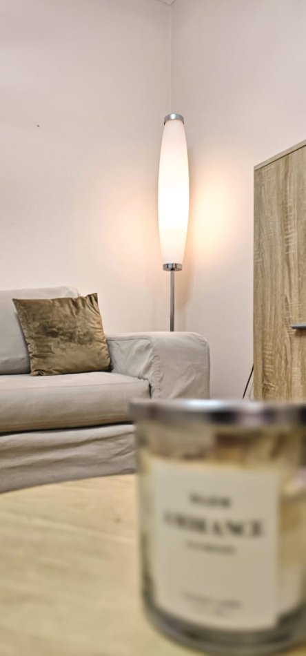 Tirane, jepet me qera apartament 2+1+Aneks+Ballkon Kati 3, 80 m² 700 € 