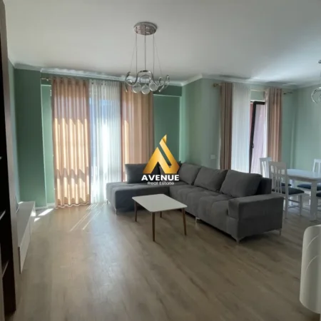 Tirane, jepet me qera apartament 2+1+Ballkon Kati 4, 90 m² 1.150 € (myslym shyri)