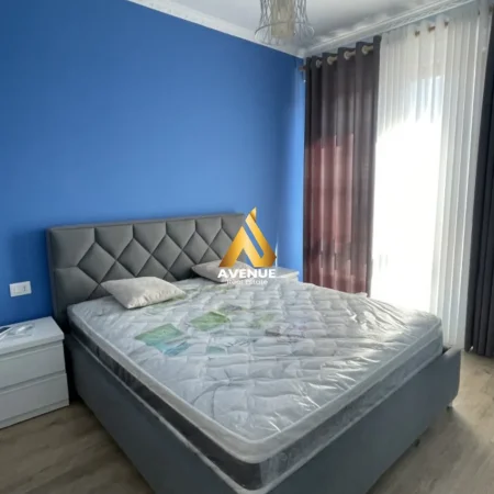 Tirane, jepet me qera apartament 2+1+Ballkon Kati 4, 90 m² 1.150 € (myslym shyri)