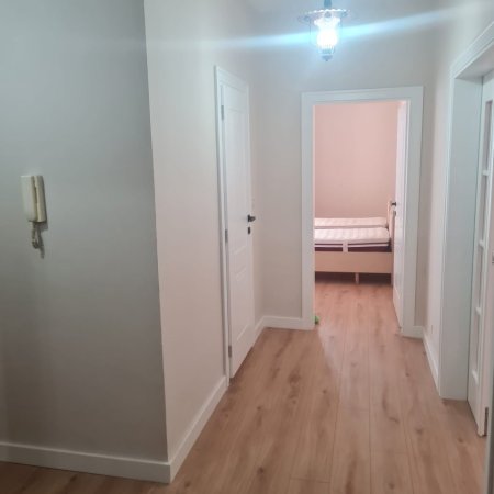 Shqiperi, jepet me qera apartament 2+1+Aneks+Ballkon Kati 7, 100 m² 800 € (zogu zi)