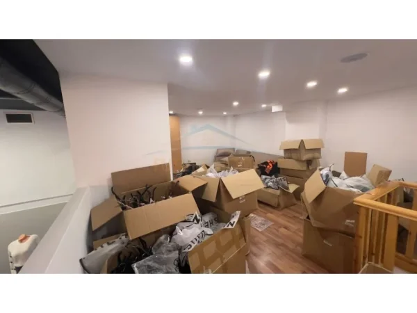 Tirane, shitet ambjent biznesi Kati 0, 69 m² 130.000 € 