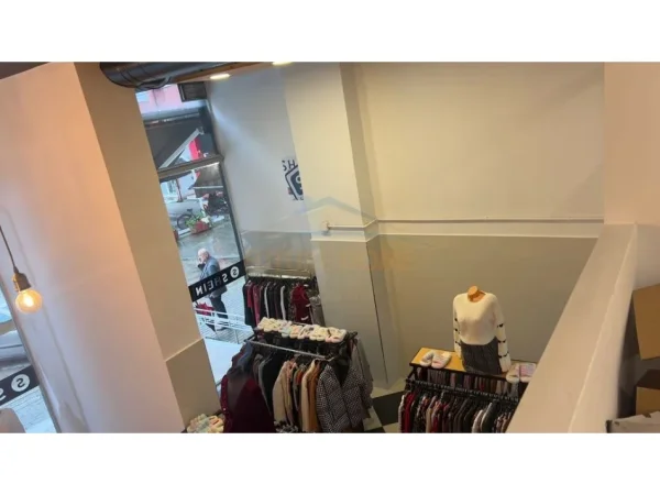 Tirane, shitet ambjent biznesi Kati 0, 69 m² 130.000 € 